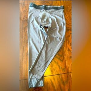 Nike Mens compression - 3/4 length Sz M